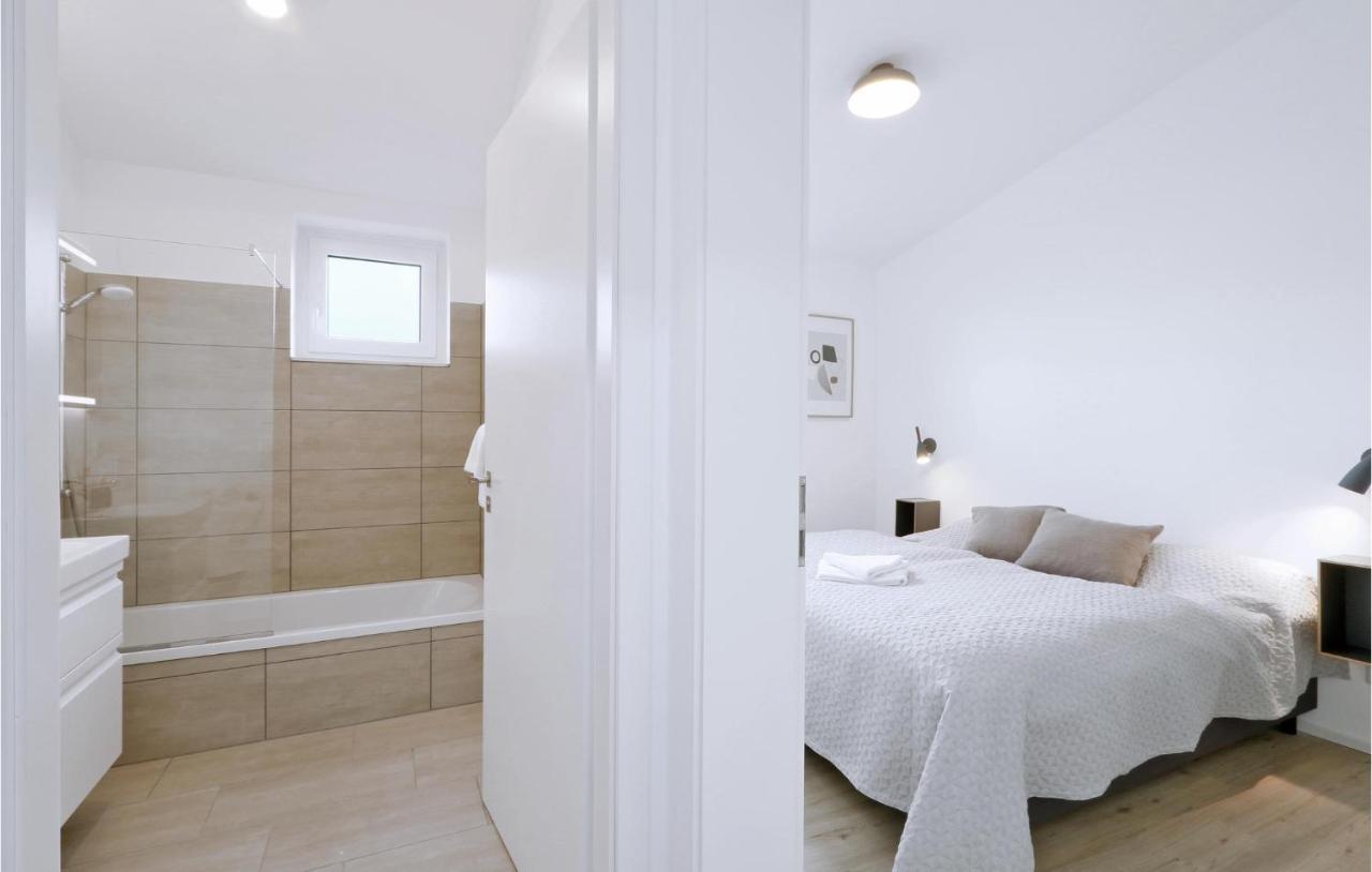 Stunning Home In Lembruch-Duemmer See With Wifi 外观 照片