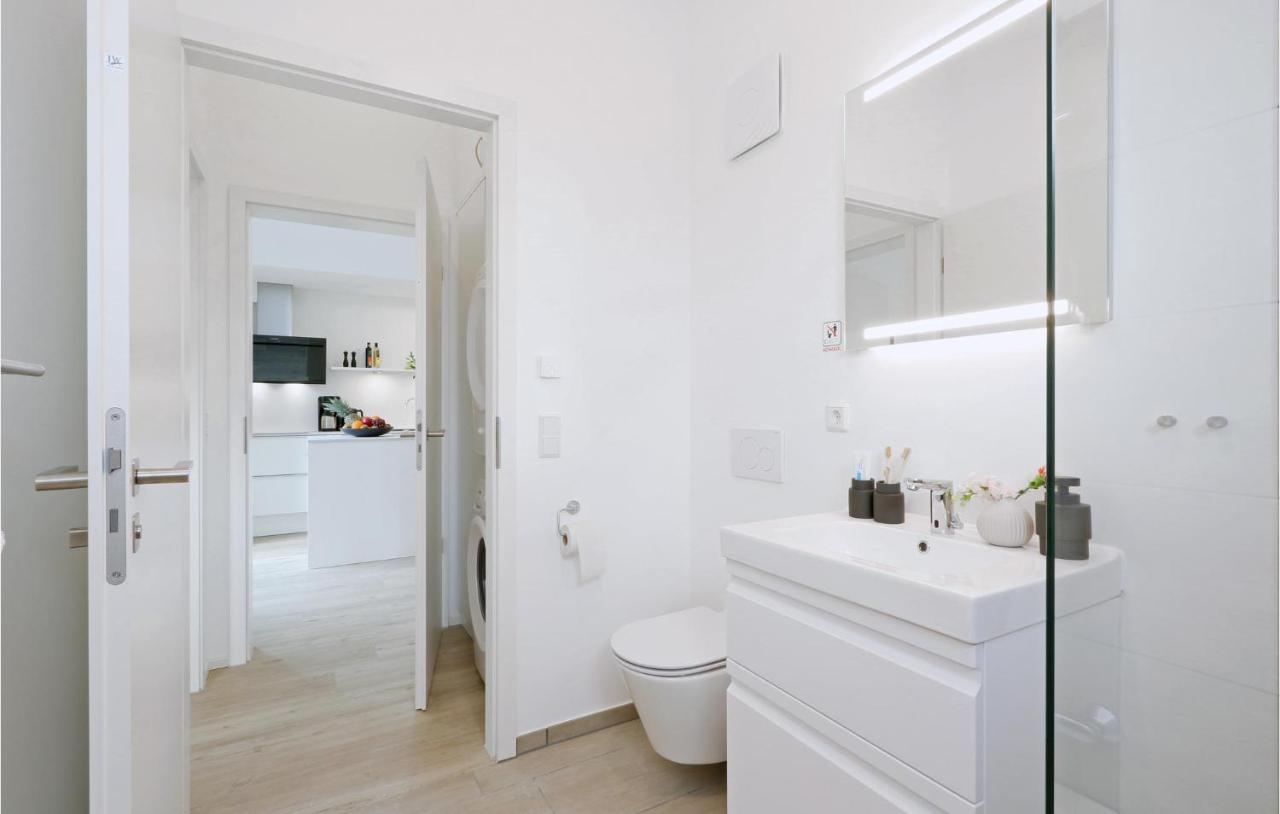 Stunning Home In Lembruch-Duemmer See With Wifi 外观 照片